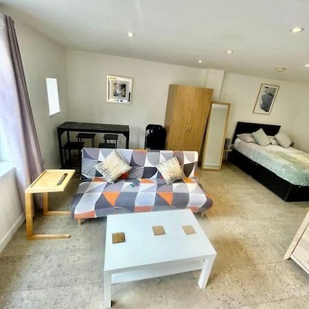 Cambridge City Centre Studio, Sleeps 3 外观 照片