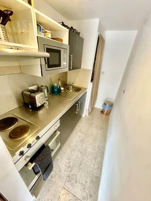 Cambridge City Centre Studio, Sleeps 3 外观 照片