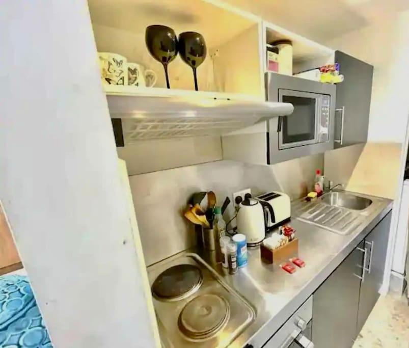Cambridge City Centre Studio, Sleeps 3 外观 照片