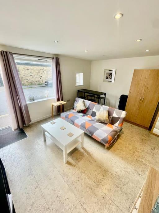 Cambridge City Centre Studio, Sleeps 3 外观 照片